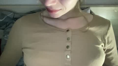 magicgirl50053 online show from April 2026 05:37:01 PM