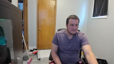 Snapshot of magicman176 chatting on April 2026 06:24:02 PM Magic176 online show from April 2026 06:24:02 PM