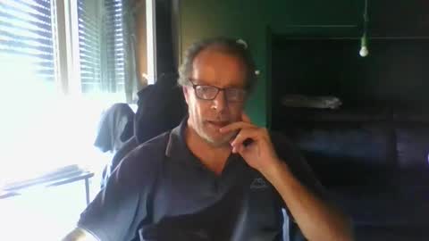 magicomerlino63 online show from September 2025 01:32:01 PM