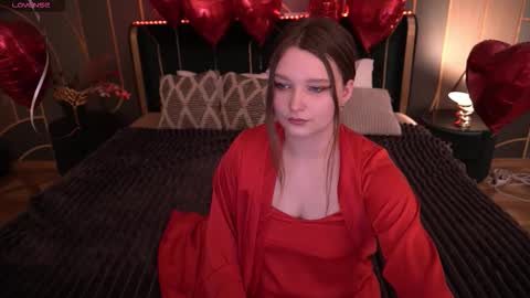 Snapshot of magicpeachhs chatting on February 2026 02:20:02 PM Emily online show from February 2026 02:20:02 PM