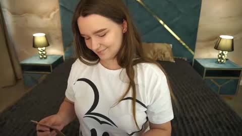 Emily online show from July 2026 06:18:02 AM