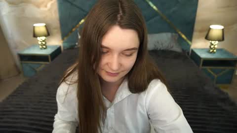 Emily online show from July 2026 06:33:02 AM