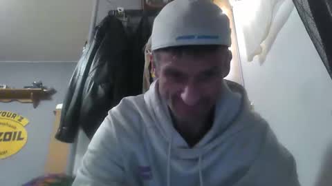 Snapshot of magicstick8049 chatting on April 2026 12:07:01 PM magicstick8049 online show from April 2026 12:07:01 PM