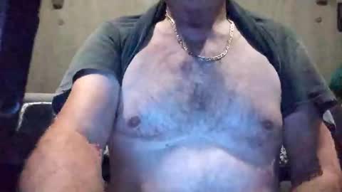 magnit4723 online show from October 2025 10:27:02 PM