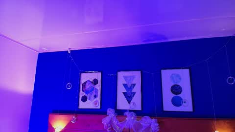 Snapshot of mahia_queen chatting on December 2025 11:04:02 AM Dani online show from December 2025 11:04:02 AM