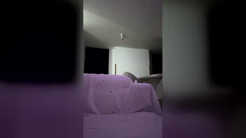 Snapshot of mahia_queen chatting on January 2026 01:33:02 AM Dani online show from January 2026 01:33:02 AM