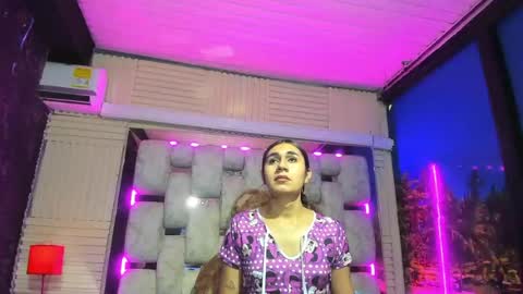 mahiara hot online show from June 2026 02:43:01 PM