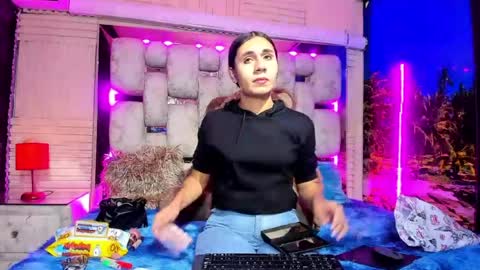 mahiara hot online show from June 2026 02:16:02 PM