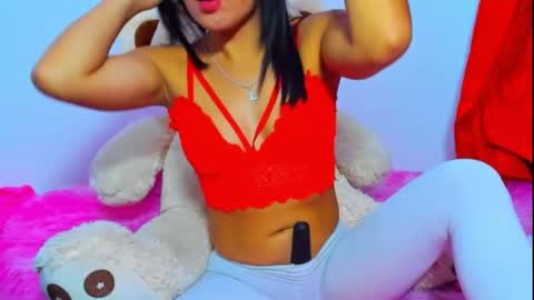 Snapshot of maia_bronce chatting on July 2026 03:32:01 AM Maia Bronce online show from July 2026 03:32:01 AM