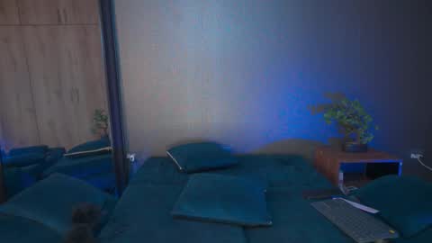 Snapshot of maia_stark_ chatting on January 2026 03:44:01 AM Maia Stark online show from January 2026 03:44:01 AM