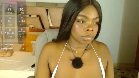 Maia Charris online show from November 2025 08:09:01 PM