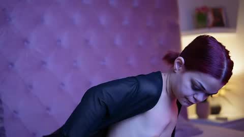  Maia  online show from March 2026 06:41:02 PM