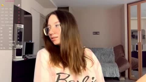 Elina online show from January 2026 08:07:01 AM