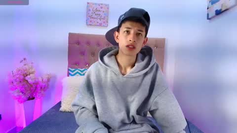 Maik Carver online show from September 2025 01:00:01 PM