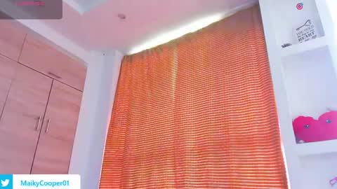 maiky_cooper01 online show from April 2026 04:05:01 PM