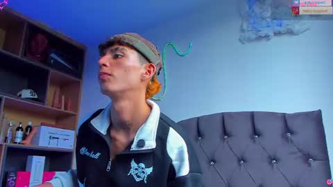 maiky_cooper01 online show from August 2026 07:17:01 PM