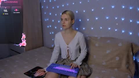 Your kitty online show from February 2026 04:52:02 PM