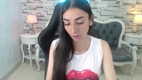 Snapshot of maily_a_ chatting on September 2025 03:10:01 AM Maily online show from September 2025 03:10:01 AM