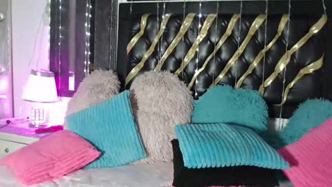 mailyn_gold online show from March 2026 11:38:01 AM