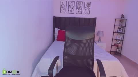 Maite online show from October 2025 03:31:01 AM