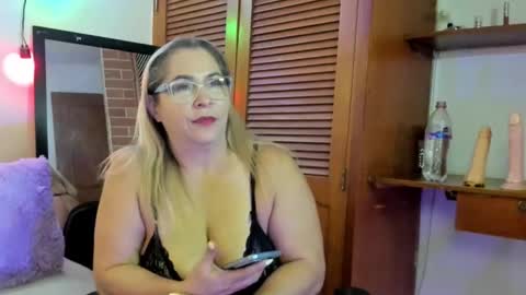 Snapshot of maja_hills chatting on November 2025 03:07:01 AM maja_hills online show from November 2025 03:07:01 AM