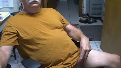 Snapshot of majormike34 chatting on July 2026 11:01:02 AM majormike34 online show from July 2026 11:01:02 AM