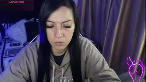 Celeste Bonet  online show from February 2026 11:37:01 AM