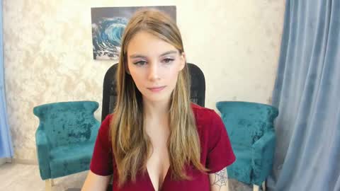Chloe online show from February 2025 03:33:01 AM