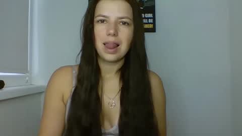 make_mesmile online show from September 2025 06:17:02 AM