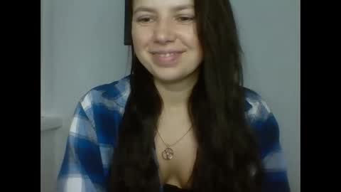 make_mesmile online show from December 2025 07:54:02 PM