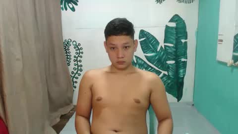 makehugecock online show from October 2025 02:10:01 AM