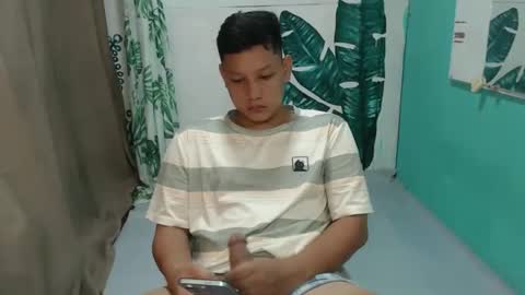 makehugecock online show from November 2025 08:37:02 AM