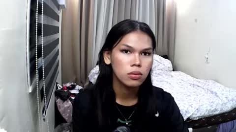 Snapshot of makekeanacum chatting on October 2025 09:40:02 AM SWEET KEANA online show from October 2025 09:40:02 AM