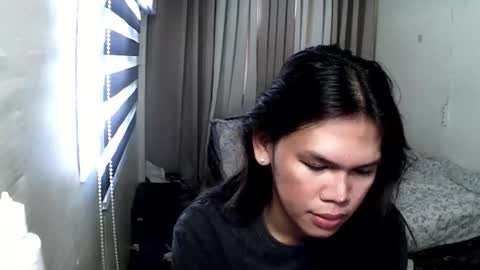 Snapshot of makekeanacum chatting on October 2025 03:21:02 AM SWEET KEANA online show from October 2025 03:21:02 AM