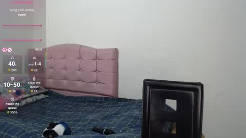 MAKENNAA online show from November 2025 08:58:02 AM