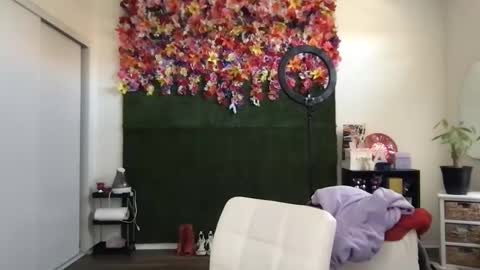 Snapshot of makeouthilldani chatting on March 2025 07:48:01 PM hokulani online show from March 2025 07:48:01 PM