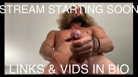 Mack  Makingmoans Twitter online show from February 2026 10:25:01 AM