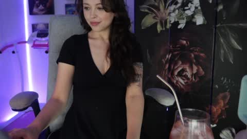 MakiyahBelle online show from January 2025 10:00:02 AM