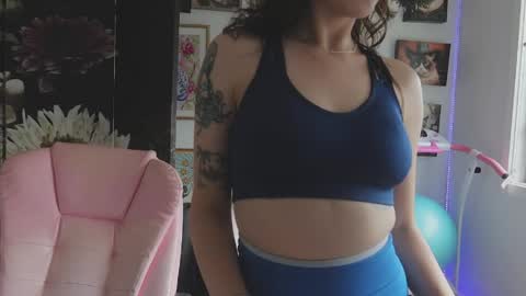 MakiyahBelle online show from April 2026 04:50:02 AM