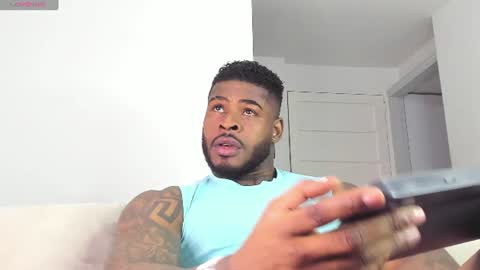 Snapshot of makonneen chatting on June 2026 05:06:02 AM Makonnen online show from June 2026 05:06:02 AM