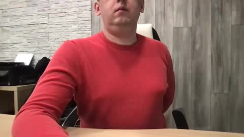 Snapshot of maks199402 chatting on February 2026 10:00:02 AM maksoffice online show from February 2026 10:00:02 AM