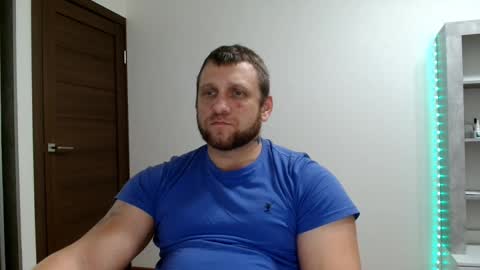 malchyshka online show from December 2025 07:52:02 PM
