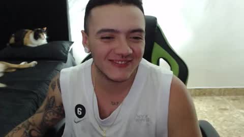 Snapshot of male_pussy chatting on February 2026 12:26:02 AM ADAM online show from February 2026 12:26:02 AM