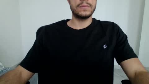 Boybi online show from April 2026 04:30:02 PM