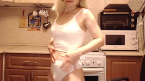 Malena online show from November 2025 09:25:02 PM