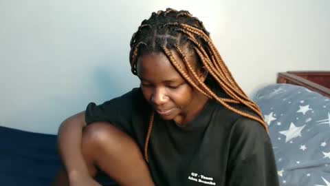 lati online show from November 2025 01:25:02 AM