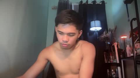 Snapshot of malikgray chatting on October 2025 08:35:01 AM Malik online show from October 2025 08:35:01 AM