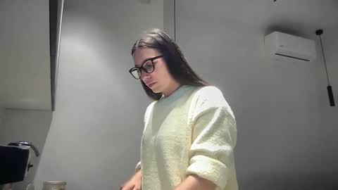 malina568708 online show from October 2025 01:12:02 PM