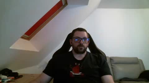 breton online show from April 2026 08:58:02 PM