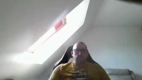 breton online show from April 2026 08:29:01 AM